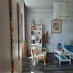 La Du Roc Apartment Granville