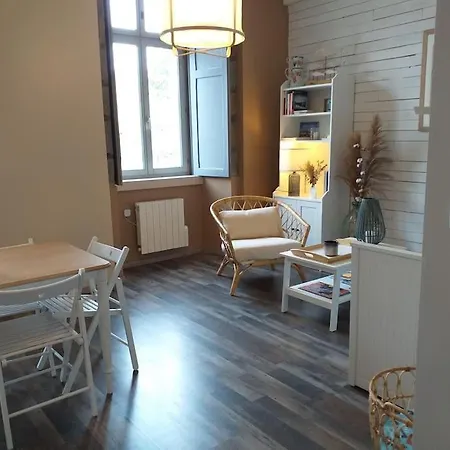 La Du Roc Apartment Granville